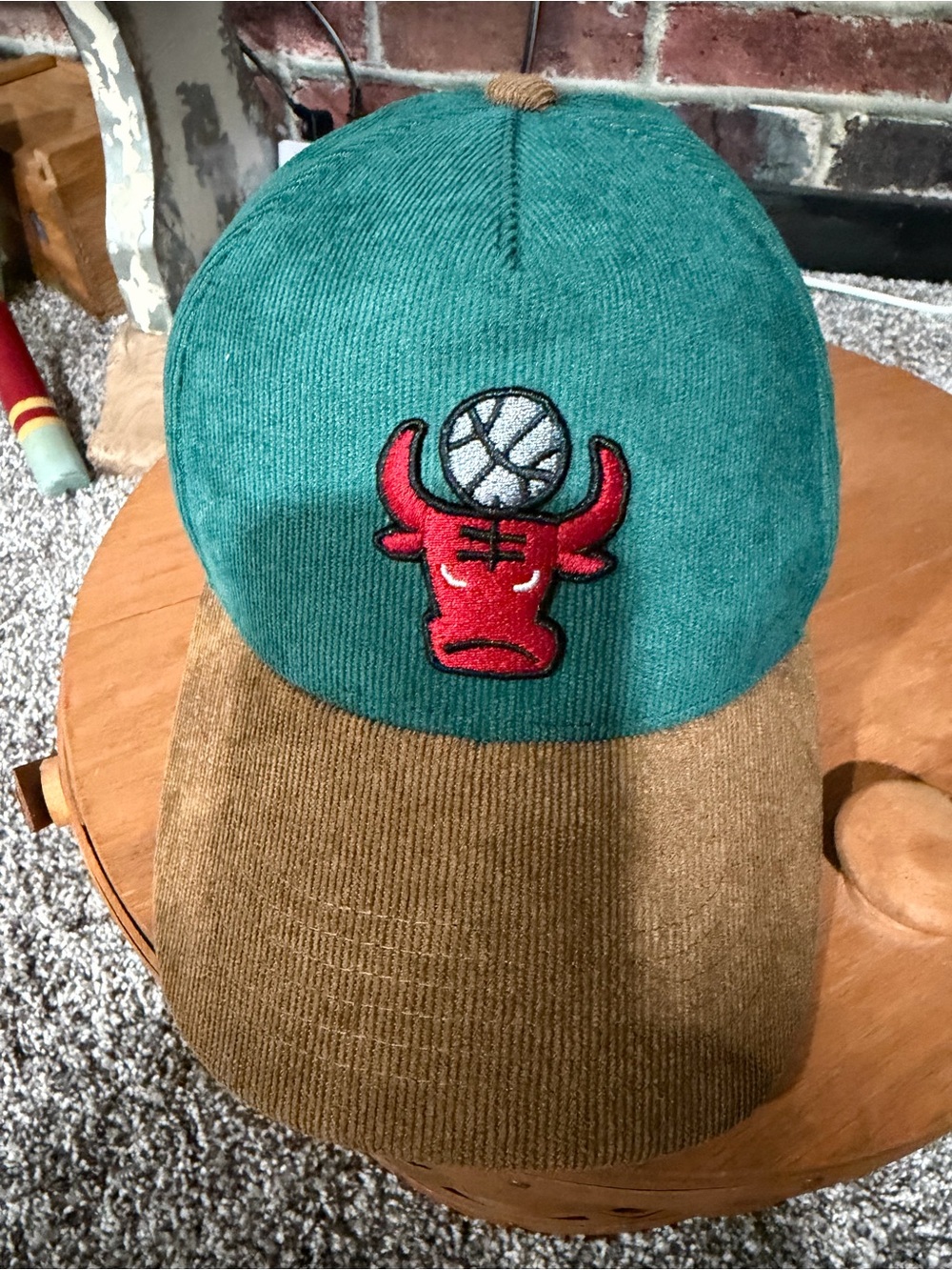 Chicago Bulls corduroy artist series Baseball Cap with Red Bull Patch